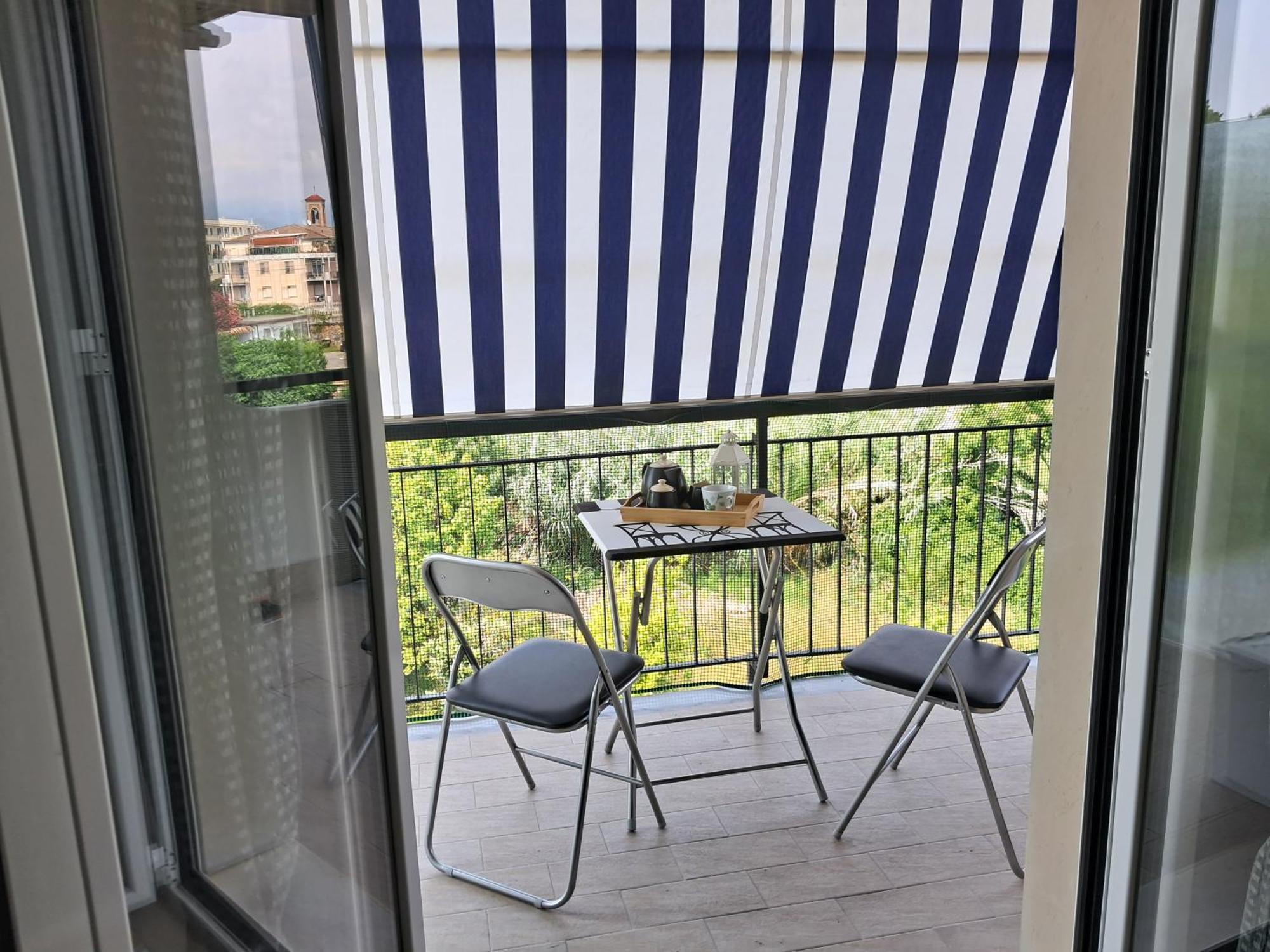 Casa Di Andrea Apartment Albenga Exterior photo